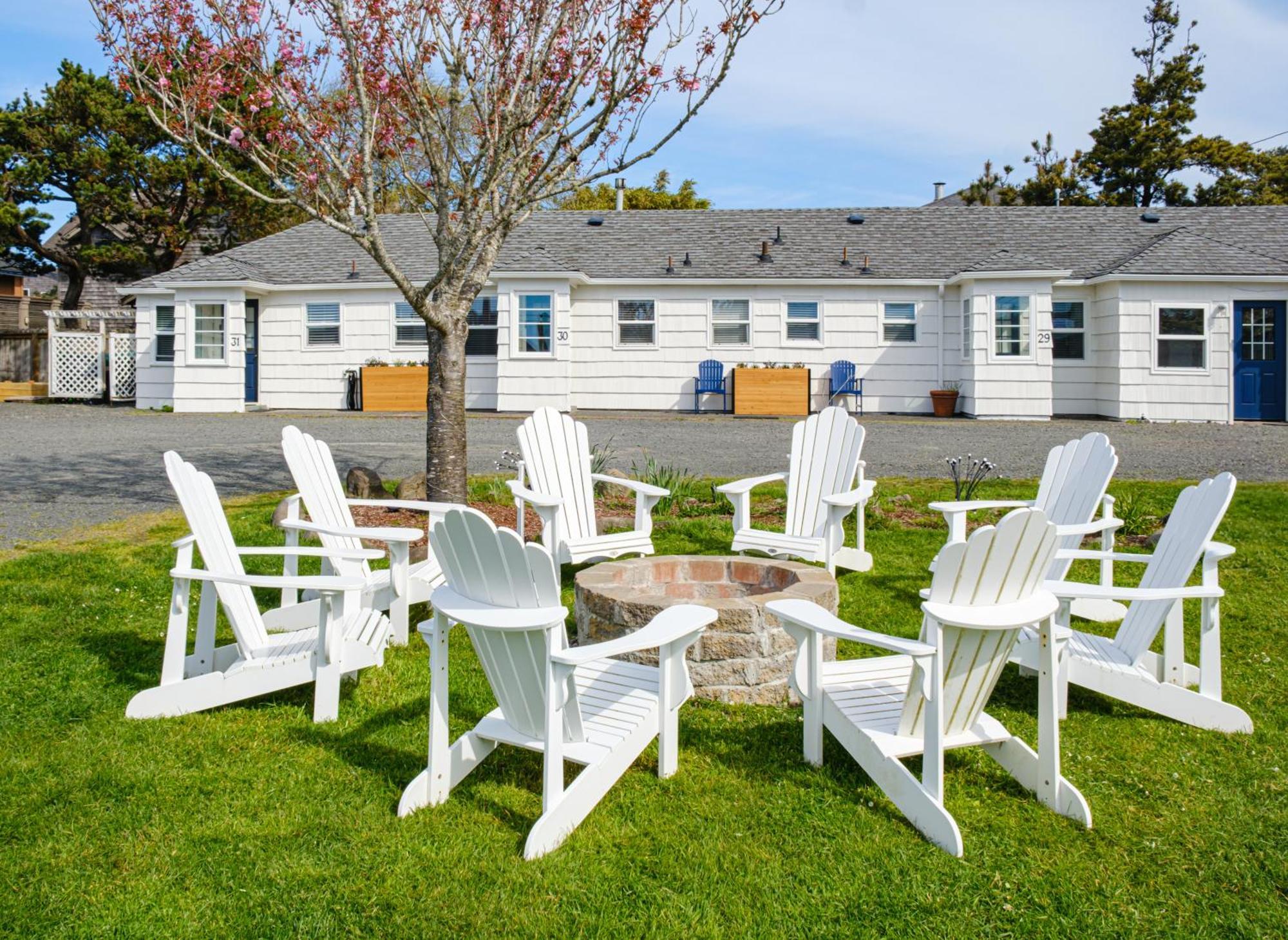 Cannon Beach Hotel Collection Exterior photo
