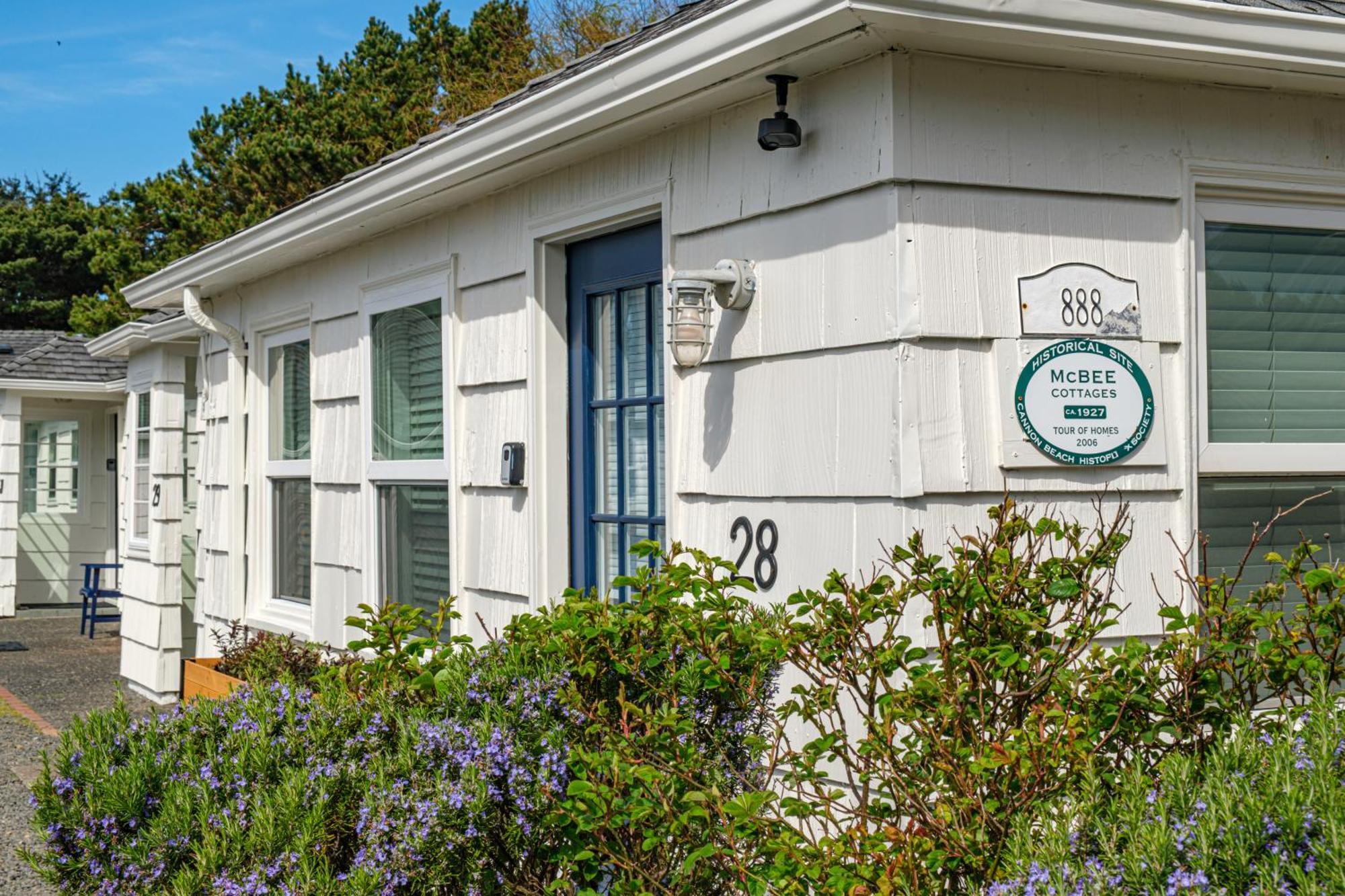 Cannon Beach Hotel Collection Exterior photo